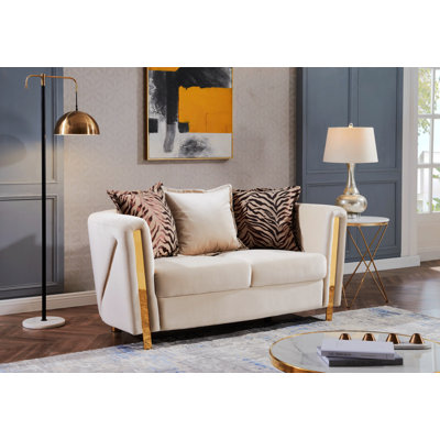 Nahri loveseat Beige by Everly Quinn