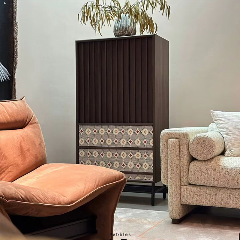 Commode française rétro peinte à la main