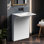 Lavabo sur pied StonePure de 84,3 cm (33,2 po) en surface solide, lavabo blanc moderne pour petites salles de bain et salles d'eau.