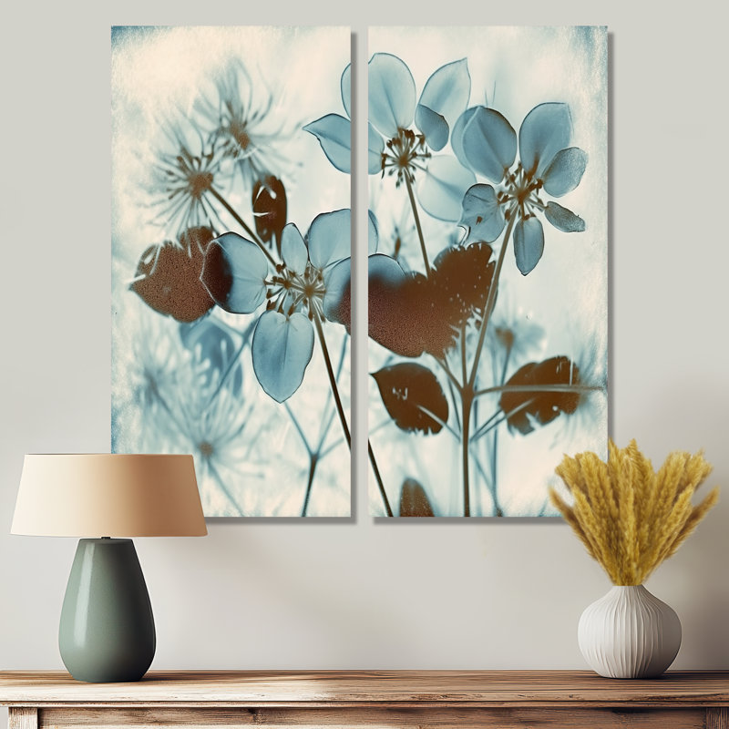 Fleurs botaniques rétro en bleu délavé rétro V - impressions botaniques abstraites, H 20 po x l 24 po, Toile tendue
