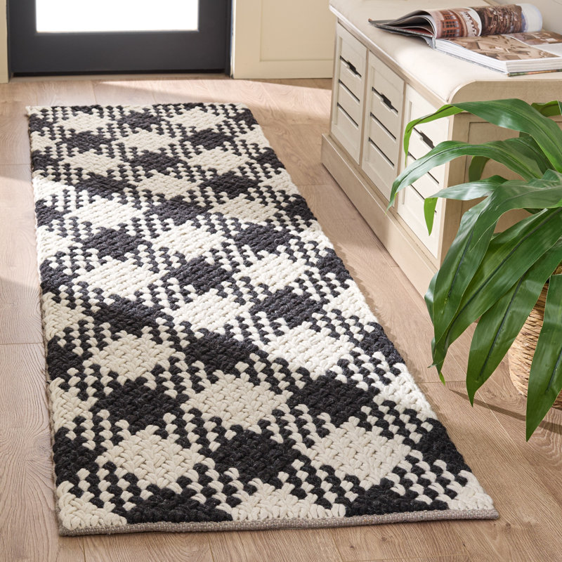 Natural Fiber Couture 105 Hand Woven Performance Geometric Rug, 2'-3" X 8'-0" Runner