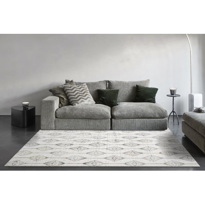 Aliia Geometric Indoor Rug