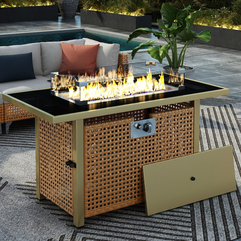 Foyer de table rectangulaire 43 po avec pare-vent en verre, gaz propane 60000, tissage ouvert pour le patio extérieur - table orange et jaune moutarde, cour arrière