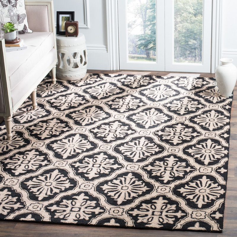 Taran Easy Care Hand Hooked Performance Geometric Rug, Rectangle 5' x 8'