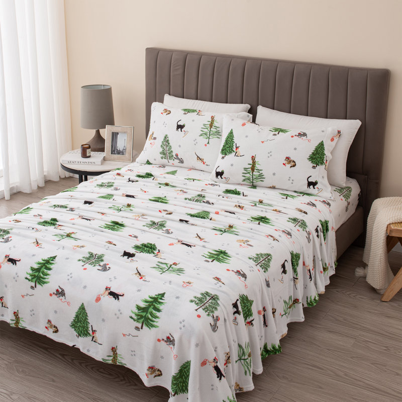 Queen Winter Cats Print Velvet Plush Microfiber Sheet Set