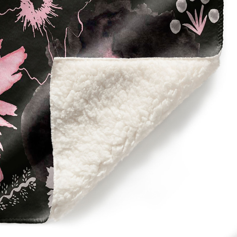 Couverture sherpa à fleurs noir rose, l 68 po x L 80 po
