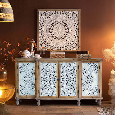 Armoire d'appoint à 4 portes sculptées en creux avec tablettes réglables