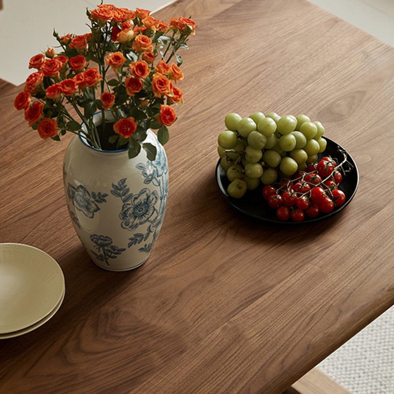 Table de salle à manger en bois massif avec pieds épais et larges, H 29,53 po x L 70,87 po x l 33,46 po