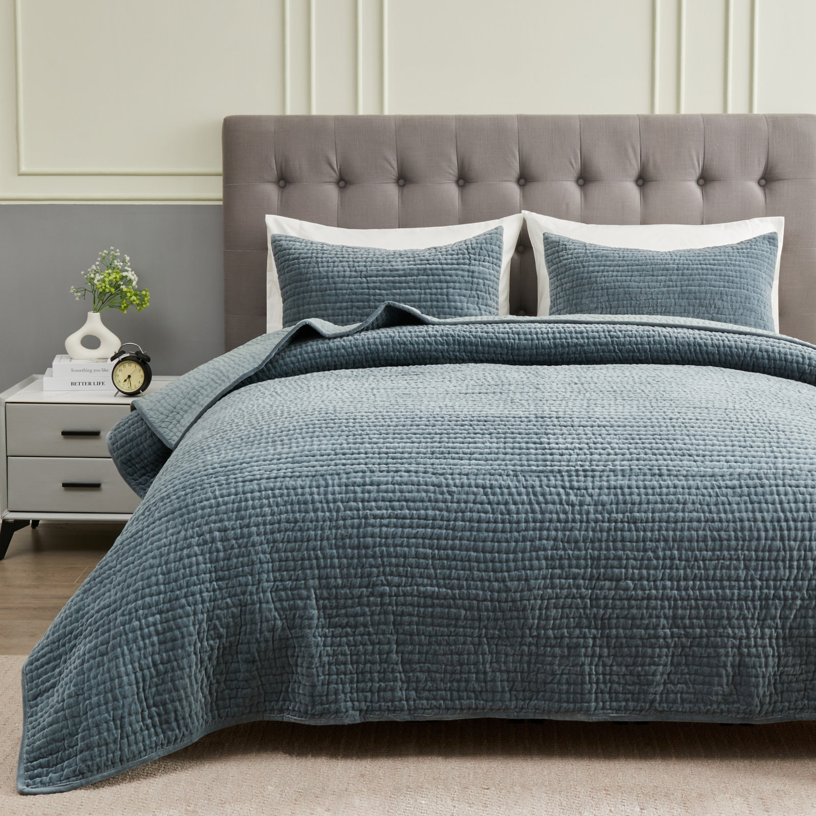 Chambord Cotton Quilt Set, Queen Quilt + 2 Standard Shams, Teal