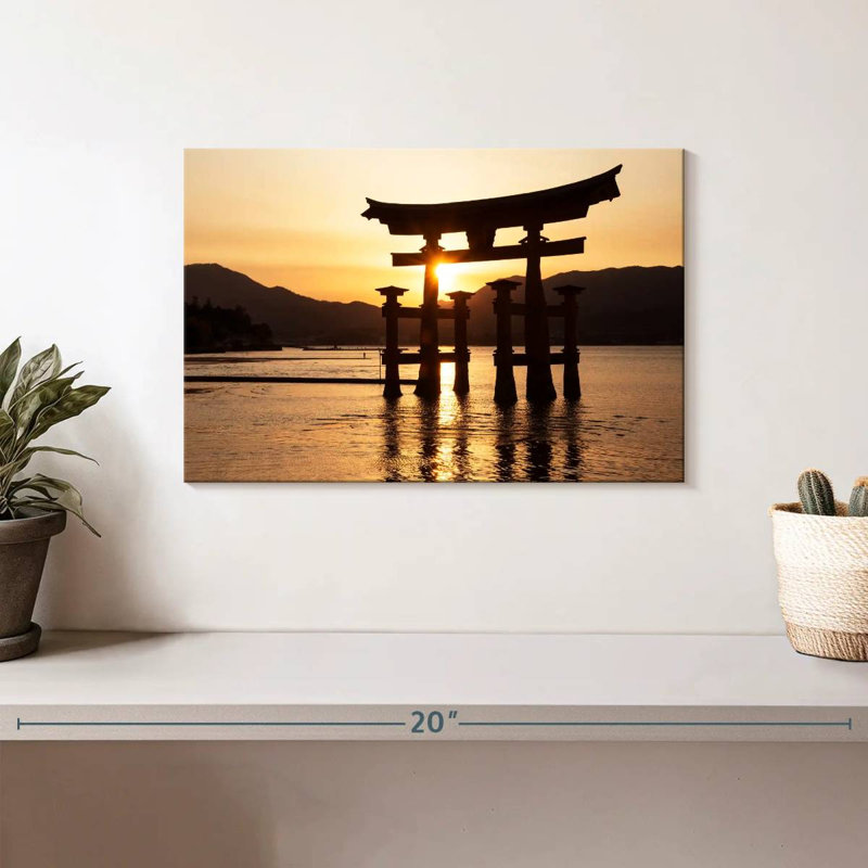 Coucher de soleil Ravi Miyajima Torii, H 8 po x l 12 po