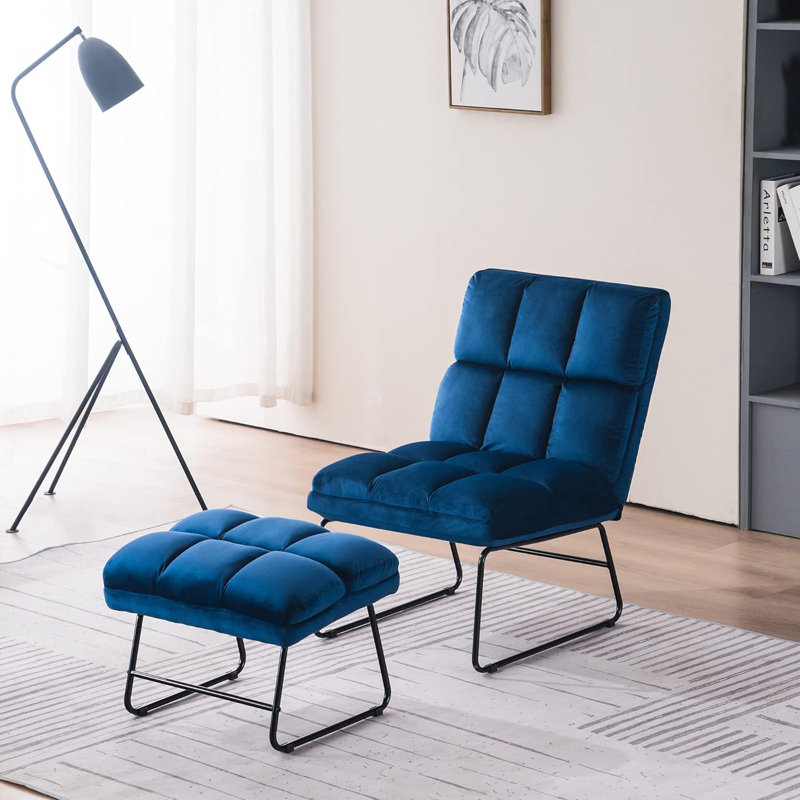 Ensemble de 2 chaises d'appoint avec repose-pieds Varrian, pieds modernes en velours et canapé club, Velours bleu