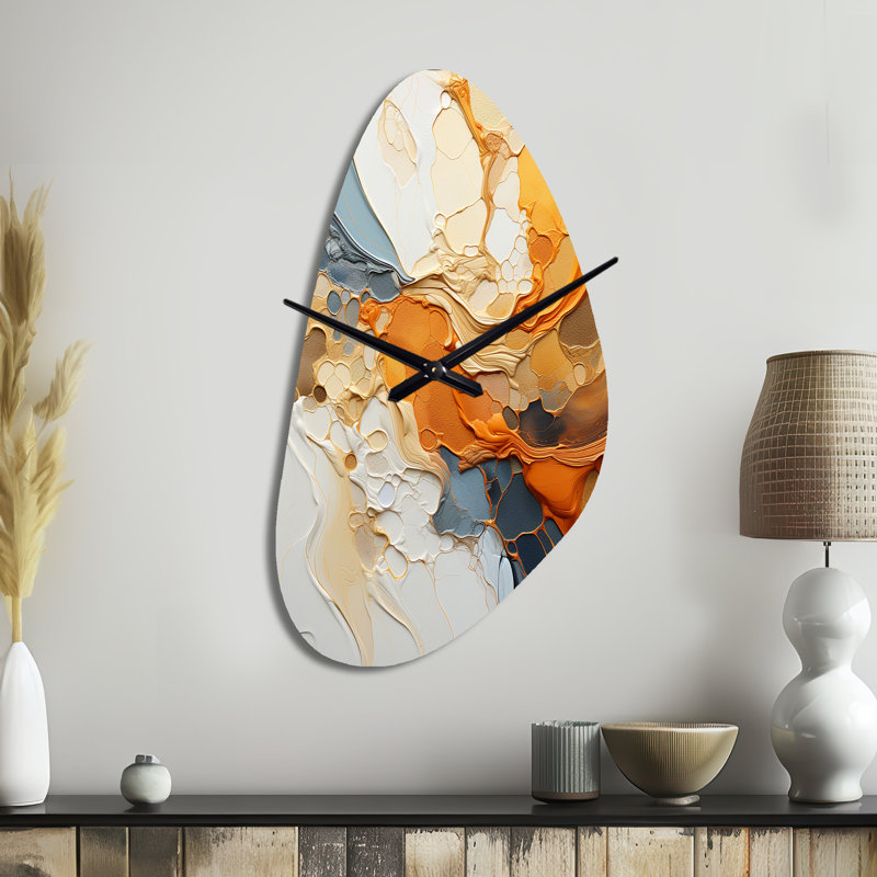 «Orange Blue Line Art Abstract Expressionism - Asymmetric Line Art», horloge murale en forme unique, Médium