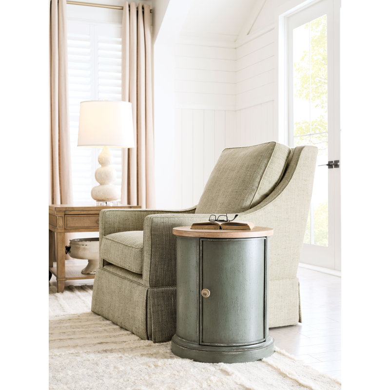 WOODFIELD ROUND ACCENT TABLE, Green