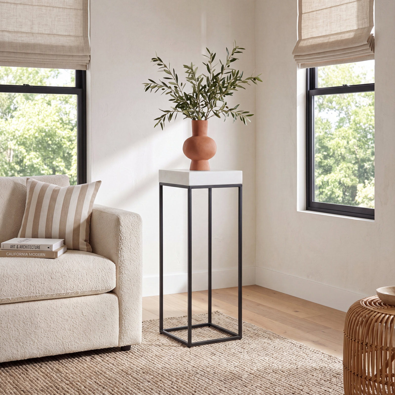 Lily Plant Stand