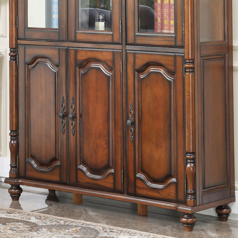 Classic American style home bookcase