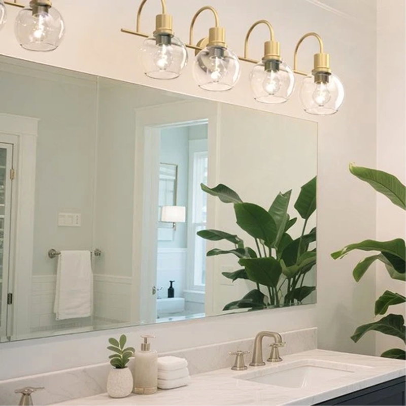 Luminaire de salle de bain moderne 4 lumières avec miroir et abat-jour en verre
