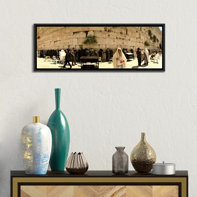 Reproduction de photo sur toile, H 12 po x l 36 po x P 1,5 po, Cadre noir