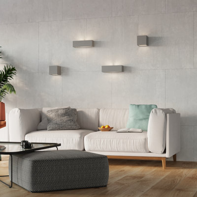 1 Light Wall Light