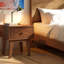 Table de chevet en bois massif avec tiroir de rangement Acacia Sofia-1113339138