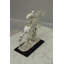 Statue jockey sur cheval à finition argentée et bronze - Taille: L 13 po x l 5 po x H 12 po.