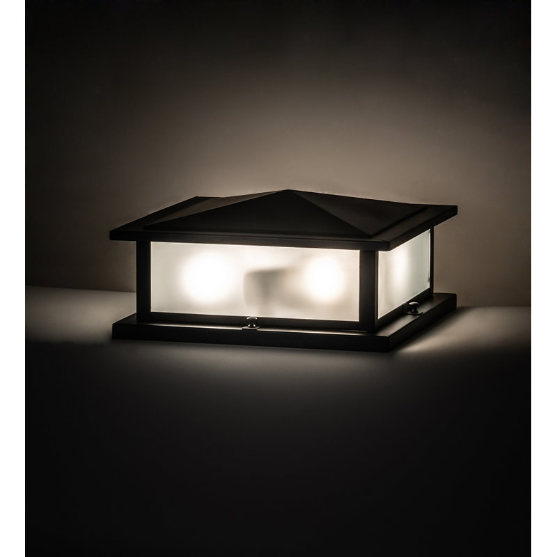 Seneca Prime 4 - Light Pier Mount Light
