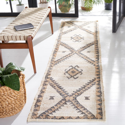Alpharetta Southwestern Flatweave Jute Area Rug in Ivory/Black/Beige