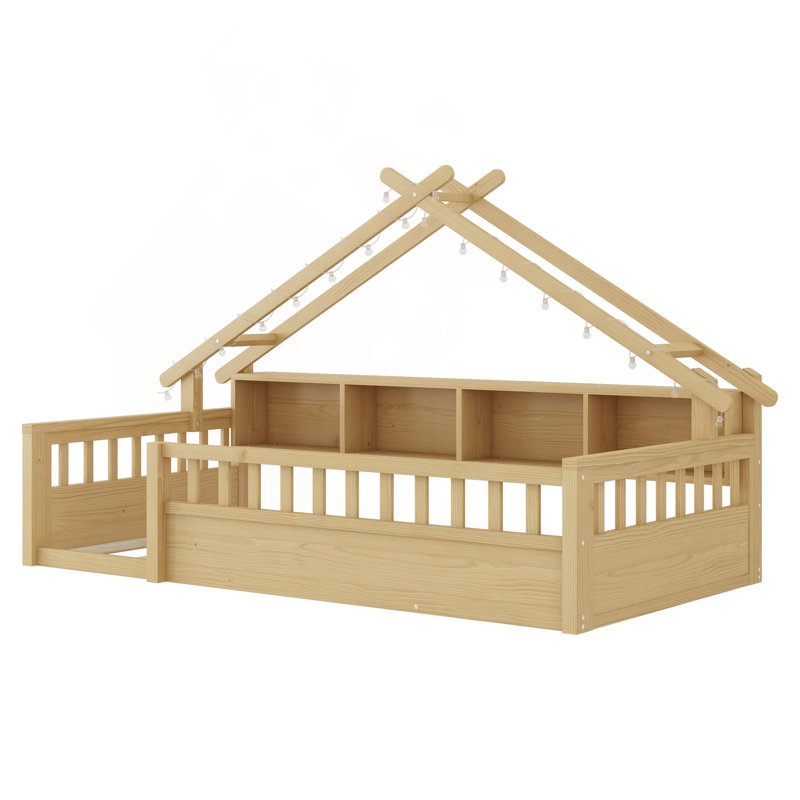 Lit simple au sol avec lumière, tablettes de rangement et forme de toit, Naturel, Twin