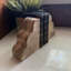 Serre-livres contemporains en marbre beige veiné naturel, ensemble de 2, forme festonnée, hauteur 15 cm