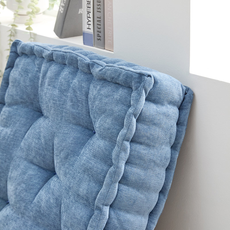 Rainha® - Classic Tufted College Cushion, Blue