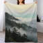 Jeté en flanelle Misty Mountain Art-134404557