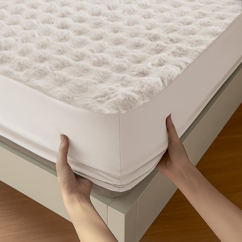 Luxury Thermal Supersoft Faux fur Fitted Sheet - Alpine, Cream, King