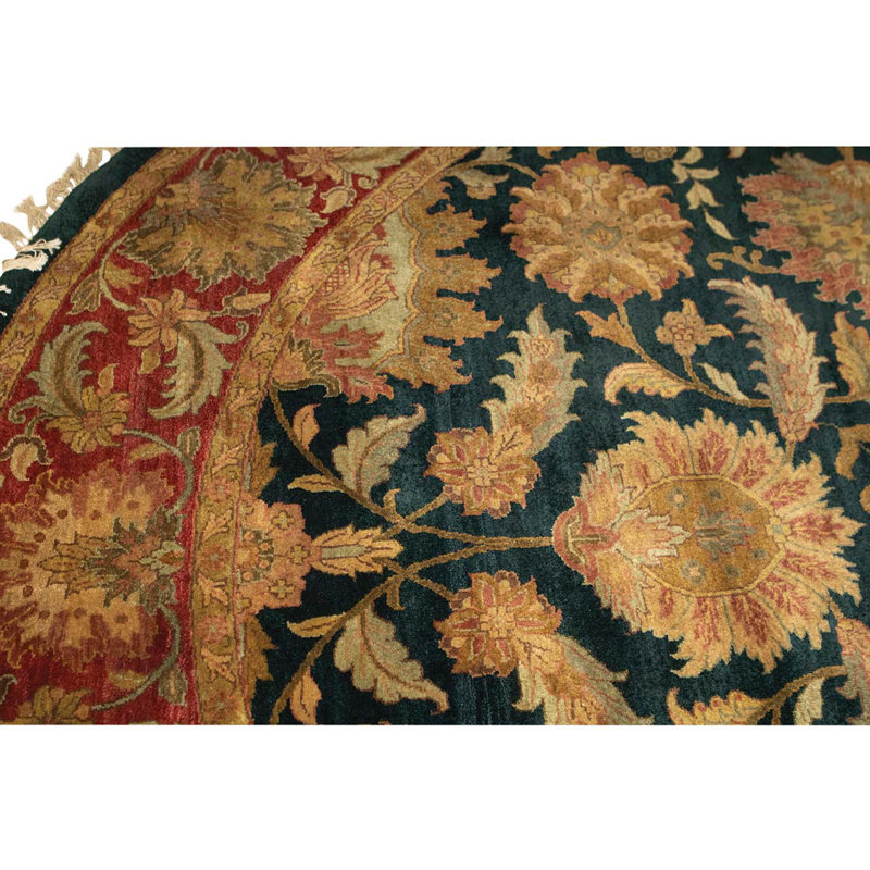 Hand Woven Wool Oriental Area Rug