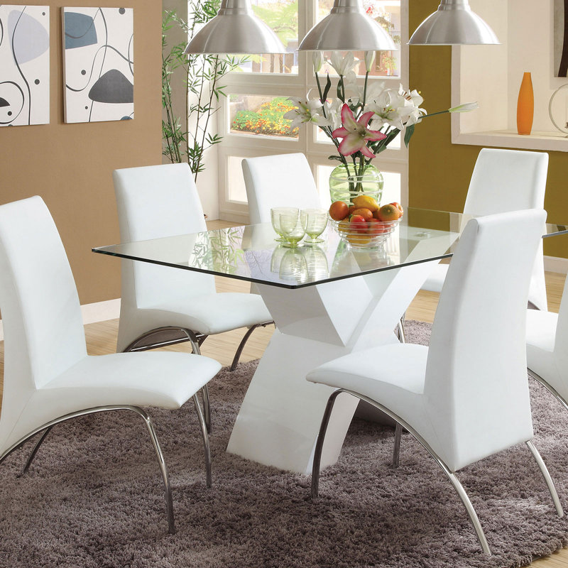 Chaise d'appoint rembourrée Oshin, Blanc