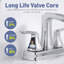 Robinet de salle de bain central 4 po avec ensemble de bonde escamotable Robinet de lavabo de salle de bain à 3 trous à 3 poignées-123339593