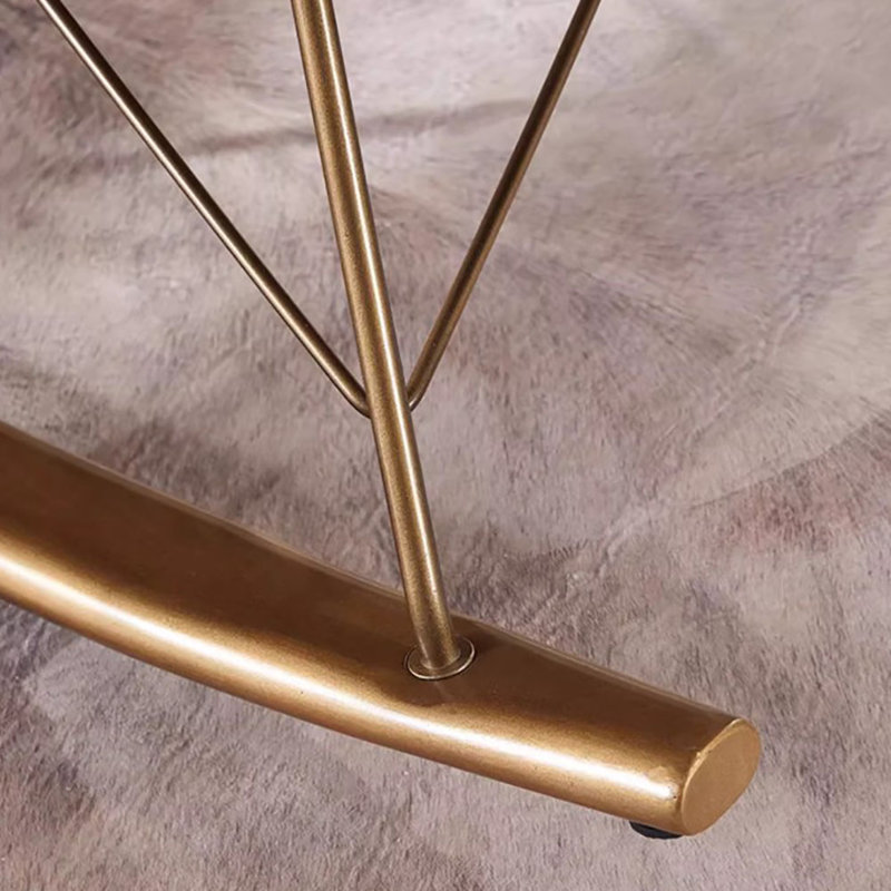 Chaise berçante en métal