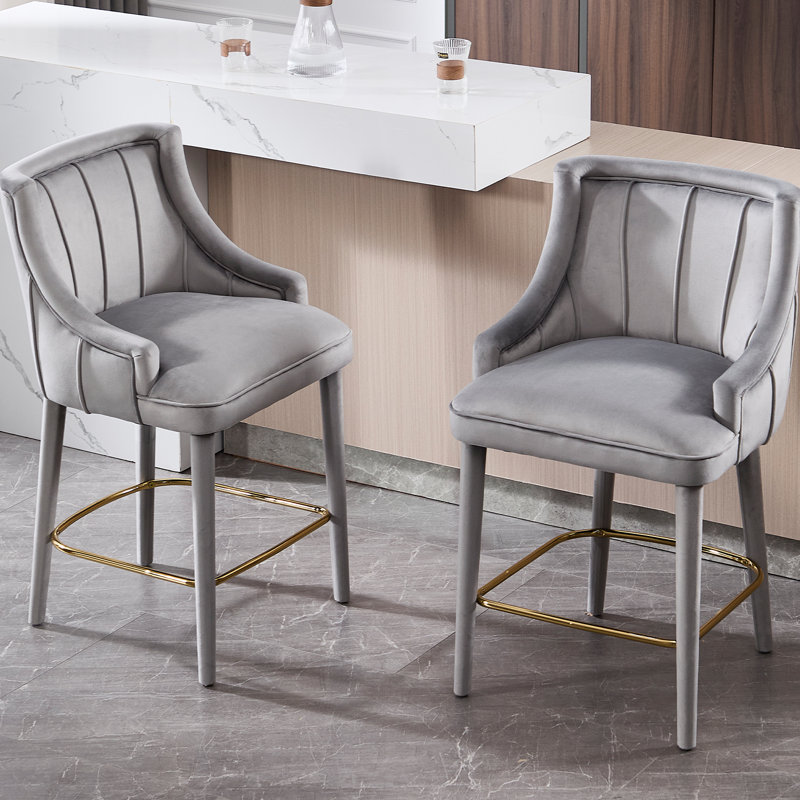 Tabouret de comptoir rembourré de style rétro avec dossier en velours avec repose-pieds en métal, avec pieds en bois massif, tabouret de bar à hauteur de comptoir pour îlot de cuisine, café.