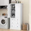 Armoire de rangement autoportante pour la salle de bain avec portes et 3 grands tiroirs, tablettes réglables, grande tour à linge pour serviettes et articles de toilette, rangement moderne blanc pour la salle de bain
