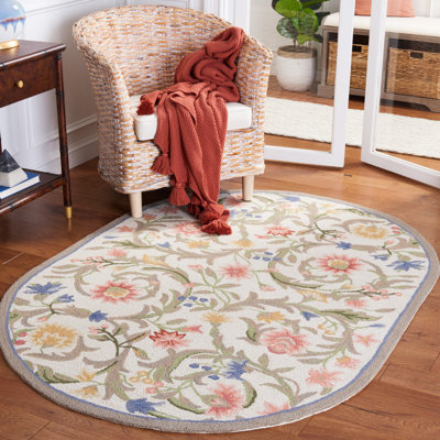 Hollander Handmade Hooked Wool Area Rug