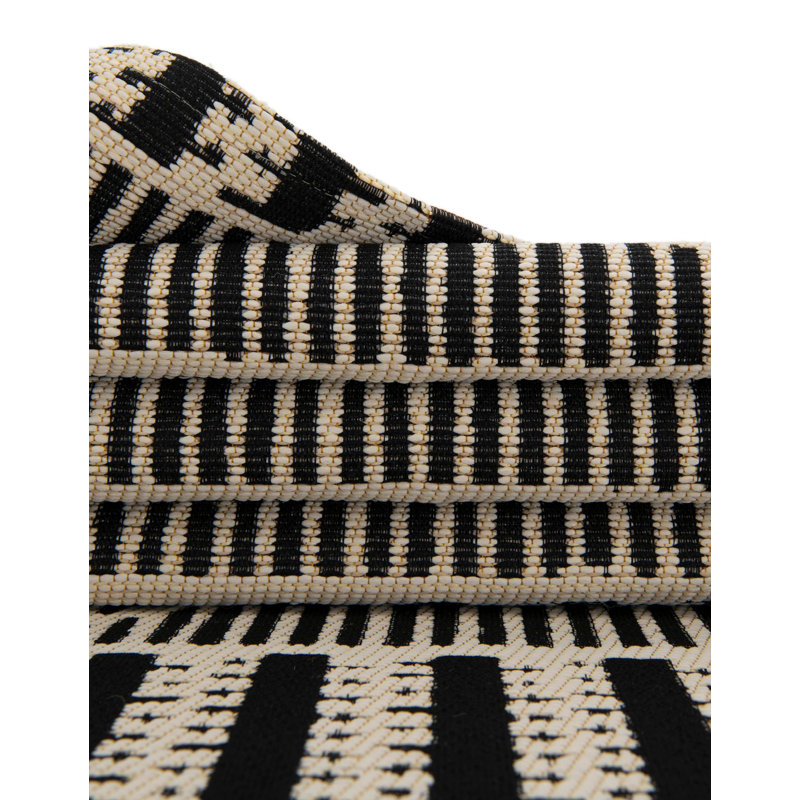Black Dalyan Indoor/Outdoor Trellis Rug, Runner 2' x 6'