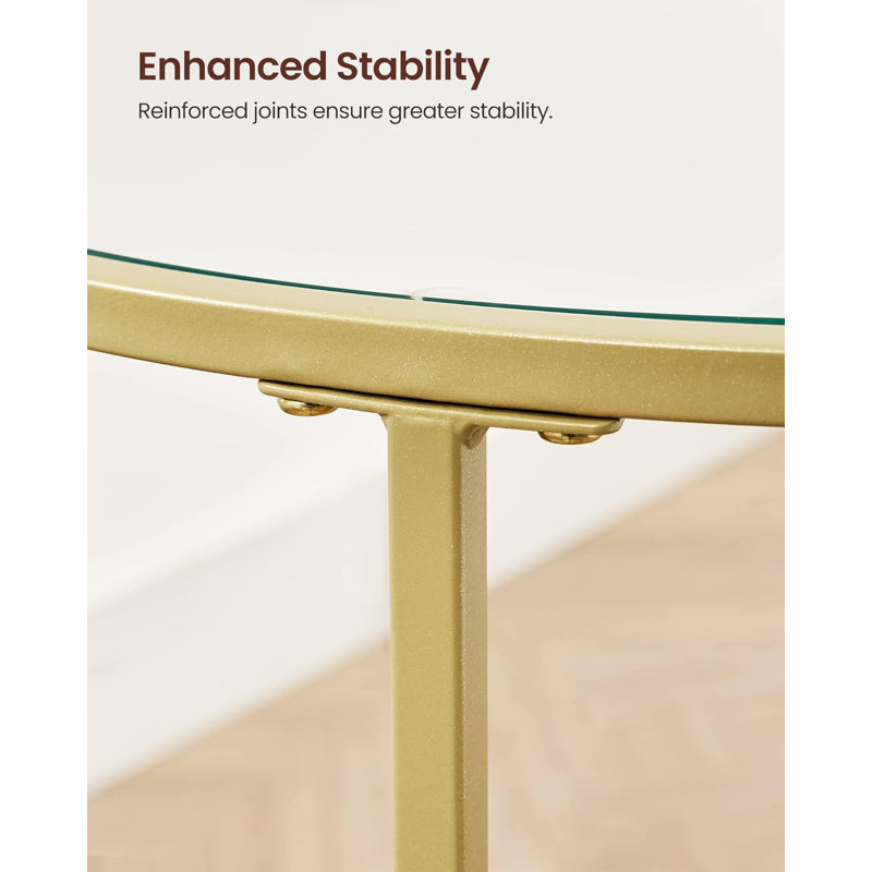 Ensemble de deux tables d'appoint dorées