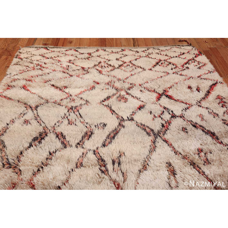 Tapis marocain rétro à poils longs moelleux