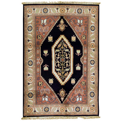 Tapis rectangulaire noir / rose / vert / beige en laine noué à la main 6 pi 1 po x 8 pi 11 po