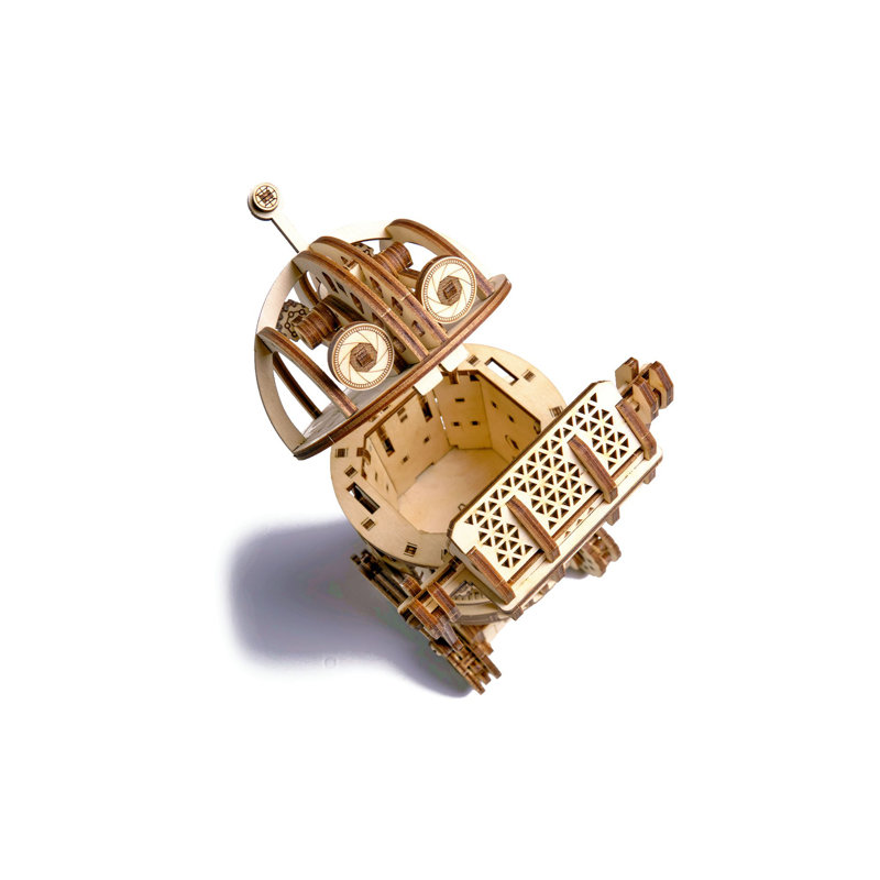 Wood Trick Space Junk Robot