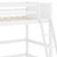 Lit mezzanine en bois avec échelle-641286630
