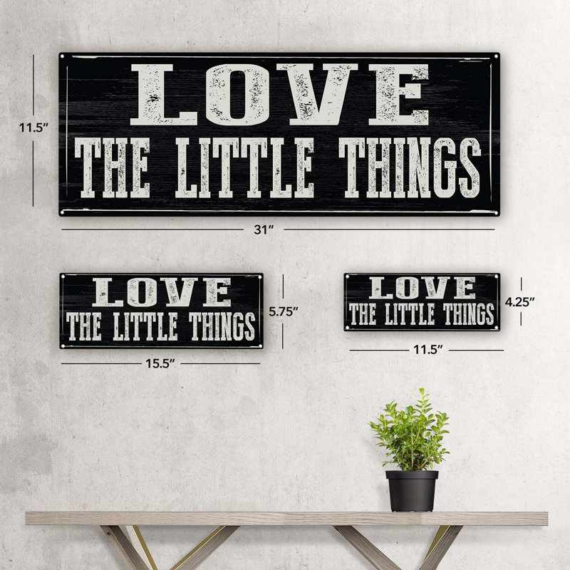 Décoration murale "Love the Little Things" en métal, H 4,25 po x l 11,5 po x P 0,04 po