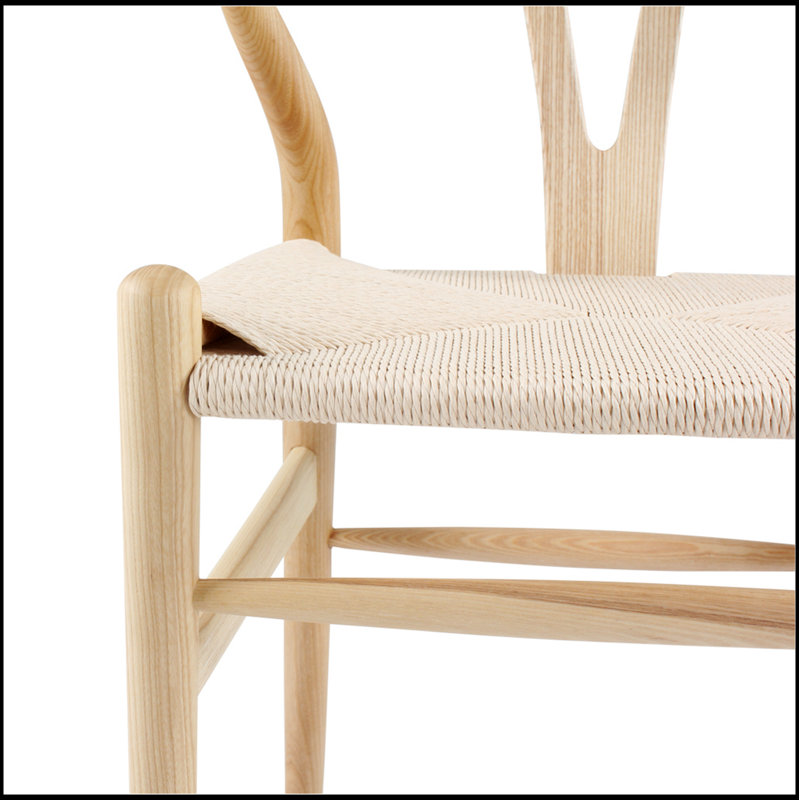 Chaises de salle à manger rembourrées rustiques 2 pièces avec finition en bois riche, alliant confort et élégance pour les salles à manger modernes