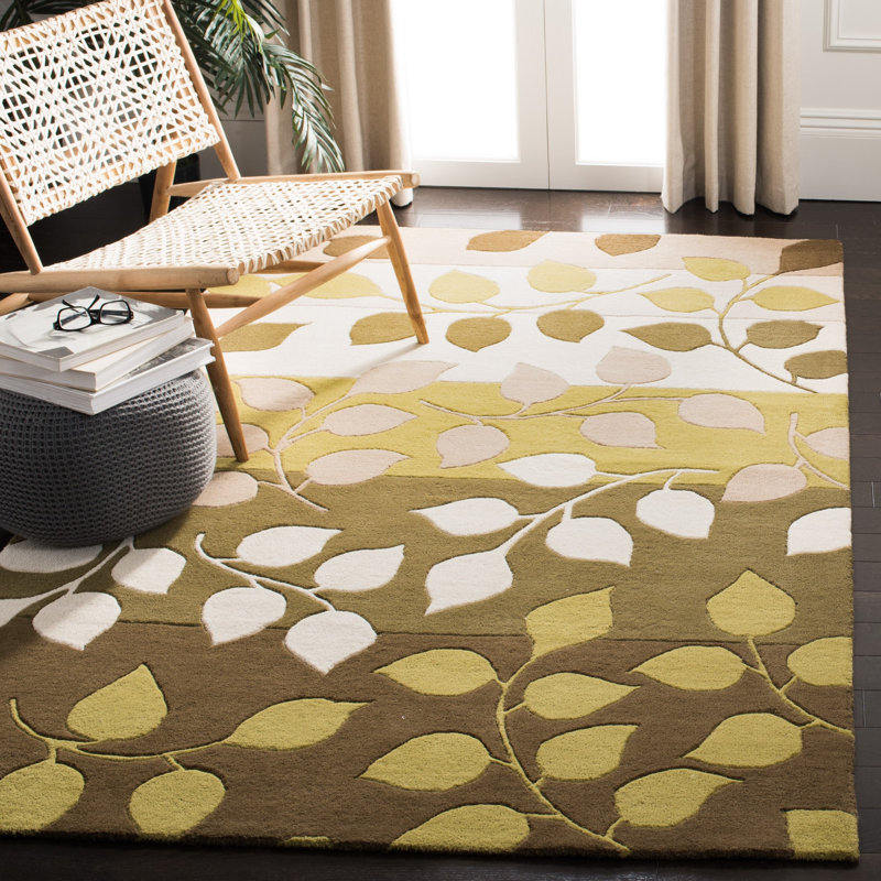 Colette Soho Hand Tufted Wool And Viscose Floral Rug, Rectangle 5' x 8'