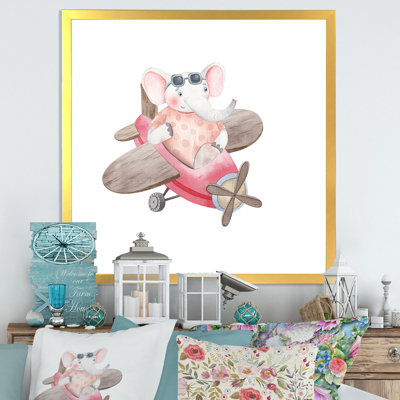Mignon enfants éléphant volant