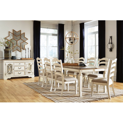 Table de salle à manger et 8 chaises Realyn