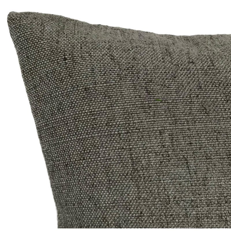 Coussin Roger, 24 po x 24 po, Gris